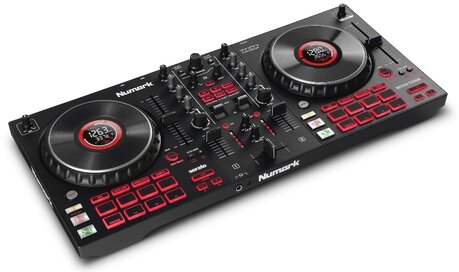 Komplett DJ-kontroller med 4 kanaler för Serato DJ. Numark Mixtrack Platinum FX - DJ Controller