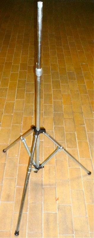 Högtalarstativ 1,9 m 22m hane Helmetall